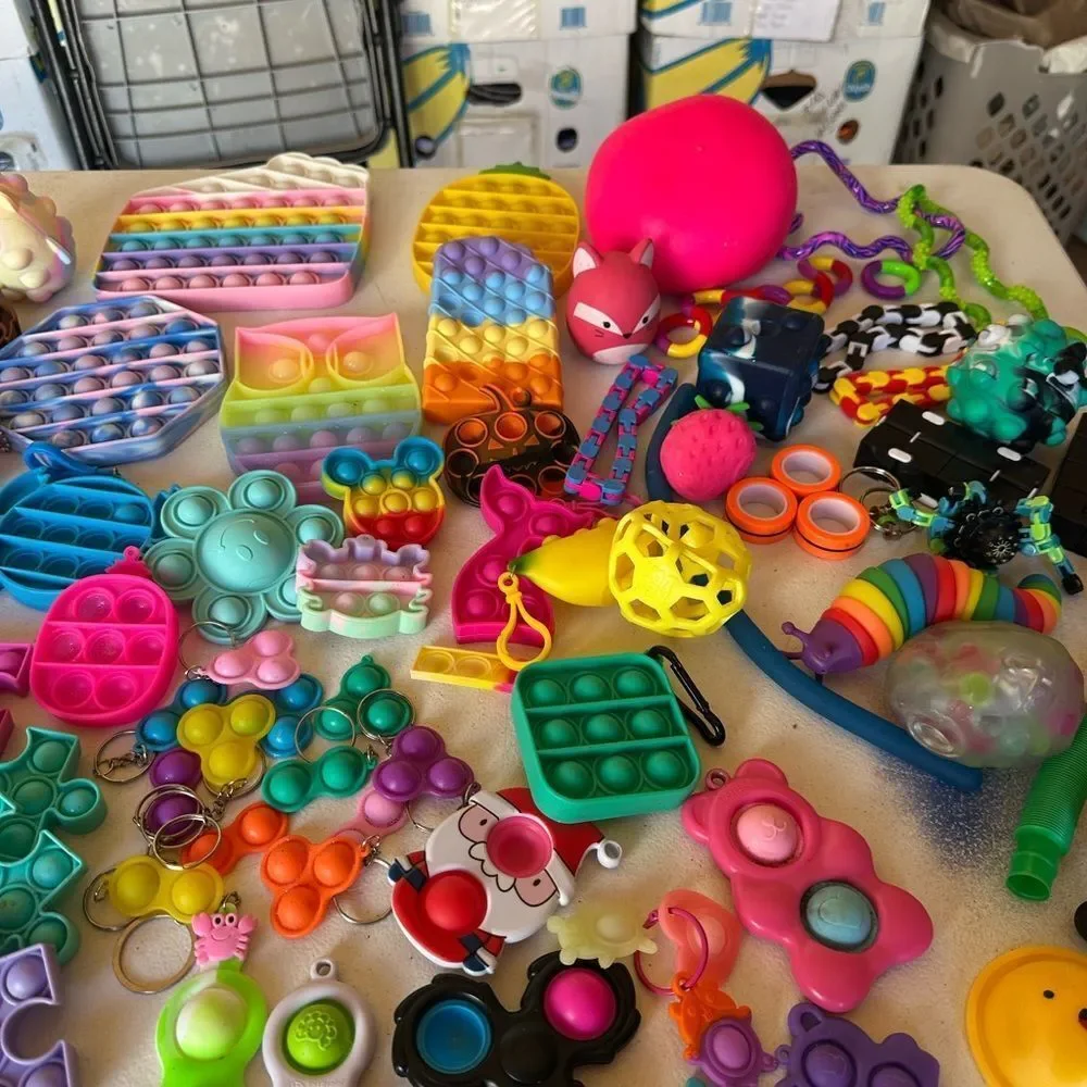 Colorful Fidget Toy Collection Bundle - Picture 5 of 6